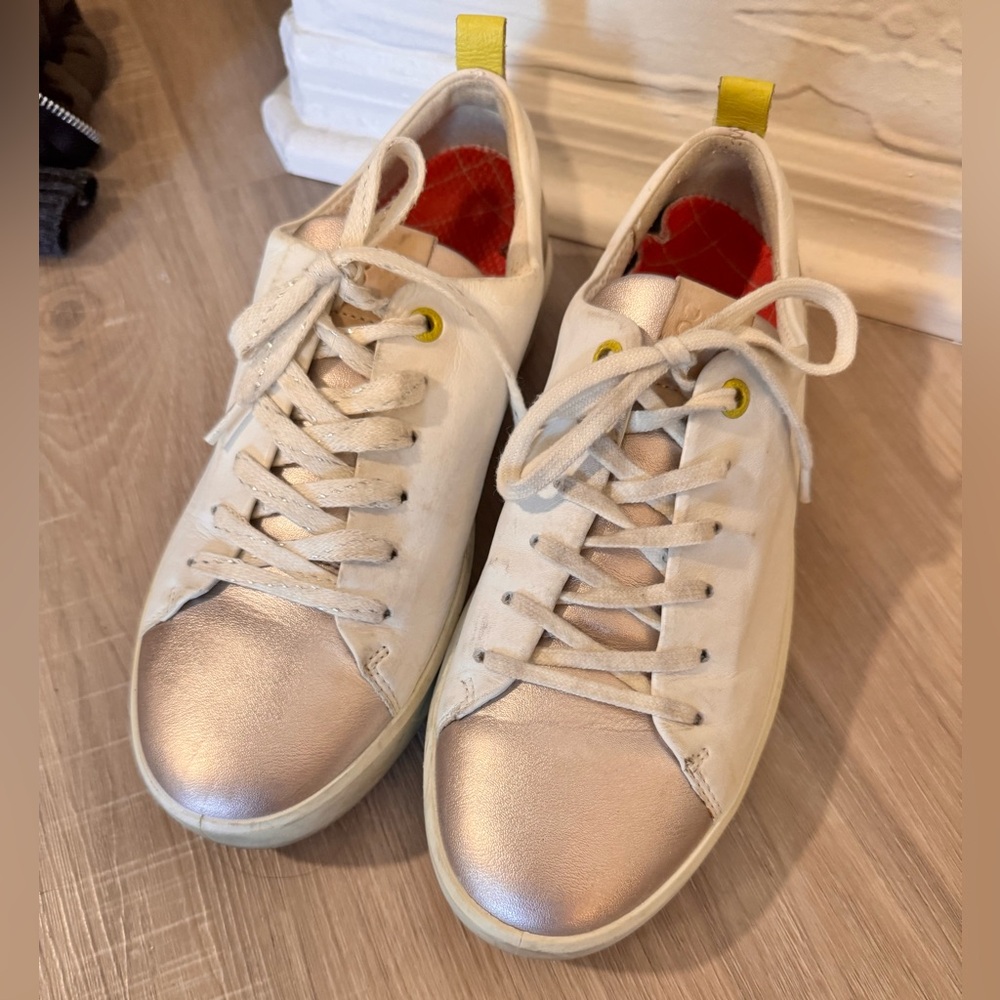 Ecco White and Gold Athletic Shoes with Metallic Finish
